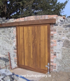 pic_Set-of-teak-gates-and-doors-9-Battle-of-the-Boyne_lg